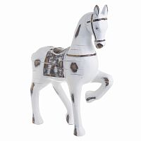 лошадь white horse в Симферополе